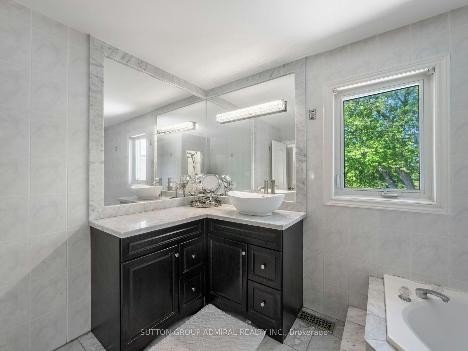 18 Thatcher Avenue, Toronto, ON, M1M 2M2 - 33