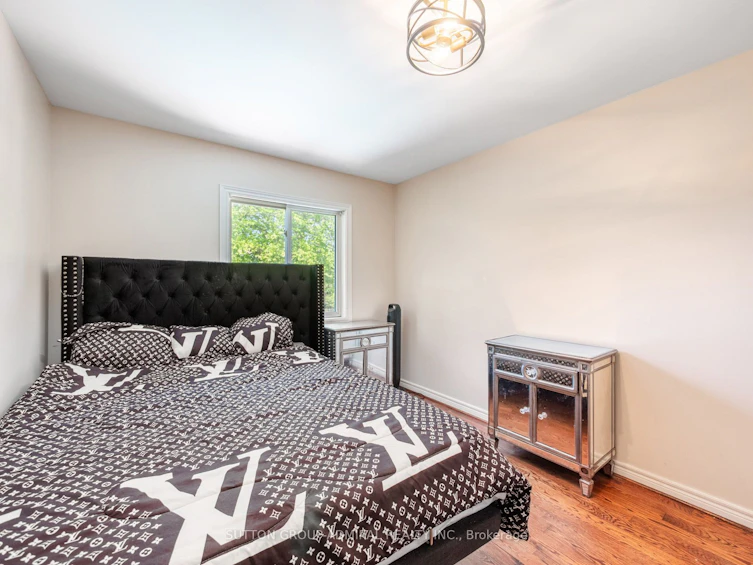 18 Thatcher Avenue, Toronto, ON, M1M 2M2 - 29