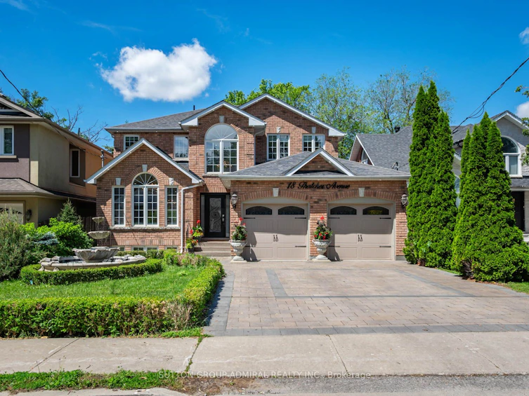 18 Thatcher Avenue, Toronto, ON, M1M 2M2