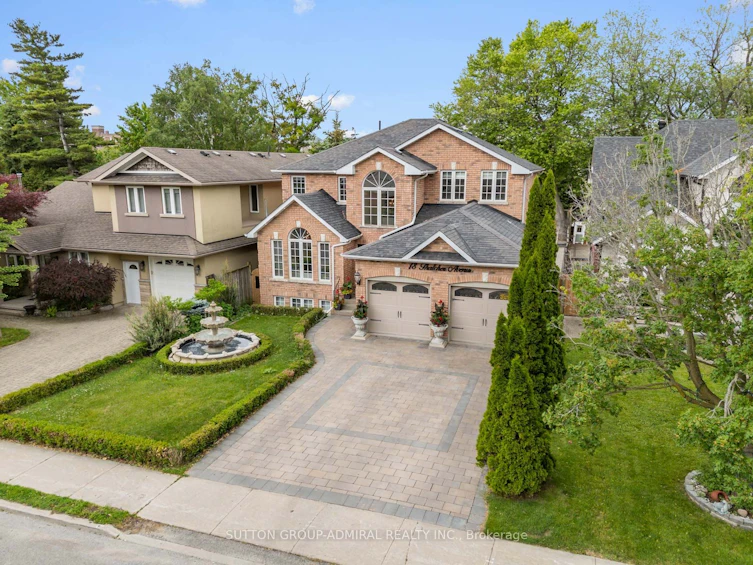 18 Thatcher Avenue, Toronto, ON, M1M 2M2 - 40