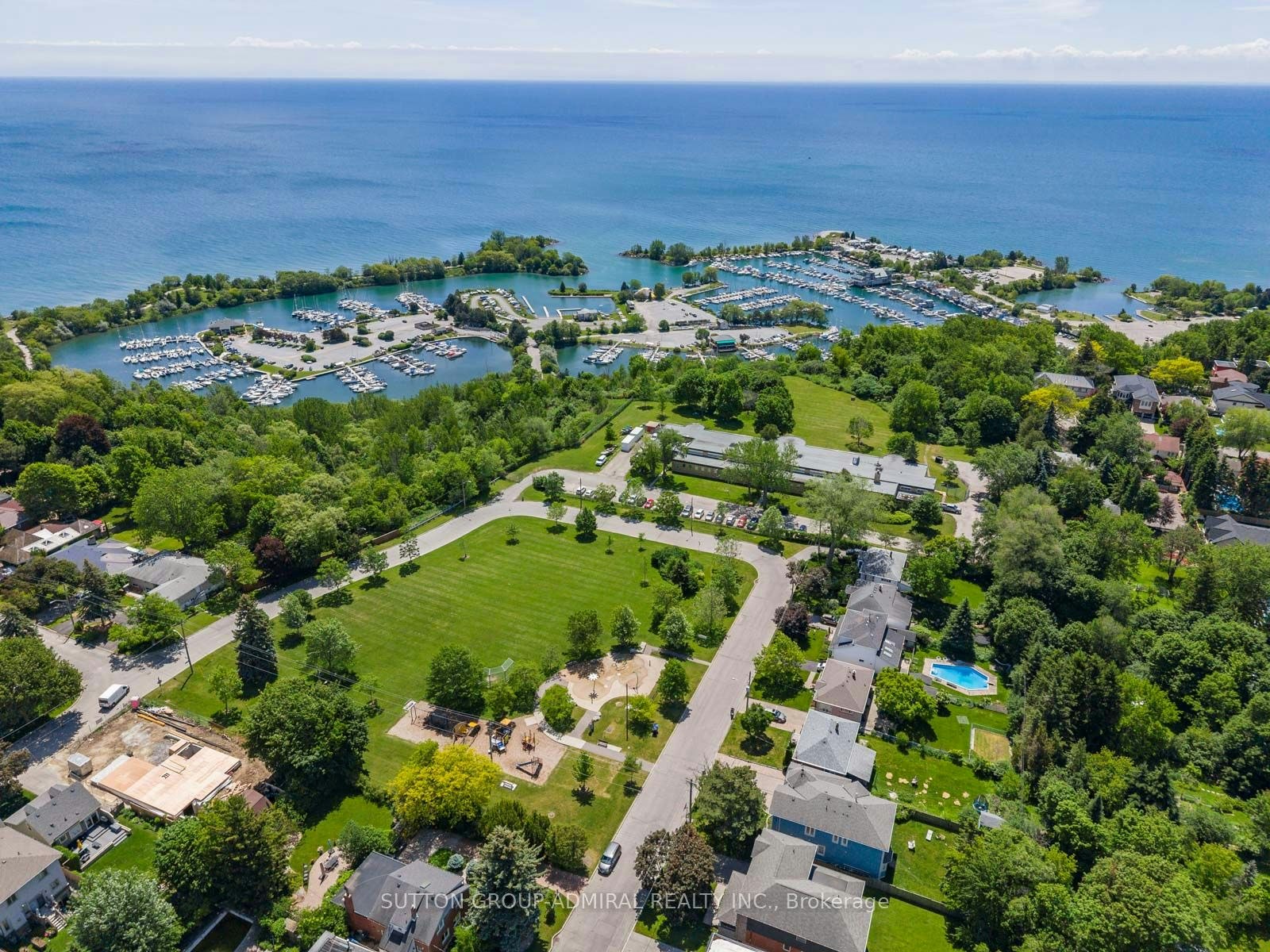 18 Thatcher Avenue, Toronto, ON, M1M 2M2 - 49