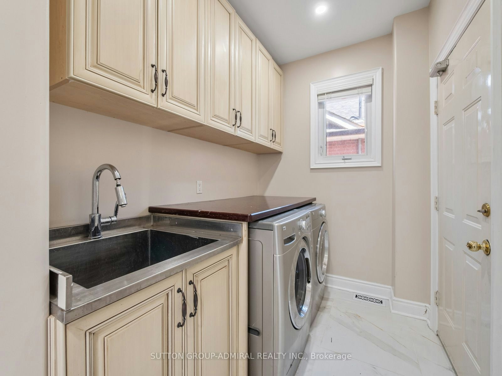 18 Thatcher Avenue, Toronto, ON, M1M 2M2 - 21