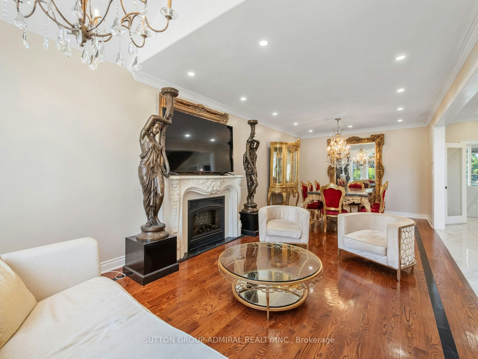 18 Thatcher Avenue, Toronto, ON, M1M 2M2 - 10