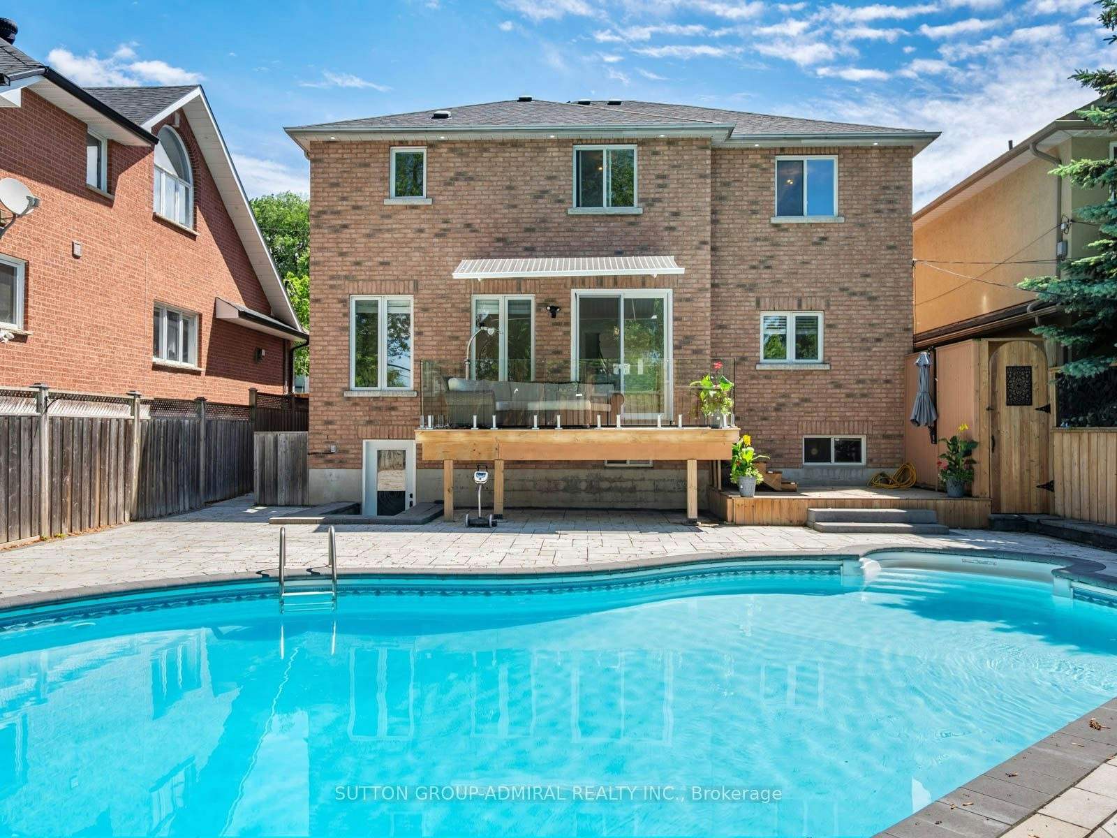 18 Thatcher Avenue, Toronto, ON, M1M 2M2 - 39