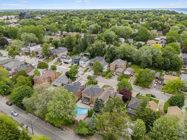 18 Thatcher Avenue, Toronto, ON, M1M 2M2 - 48