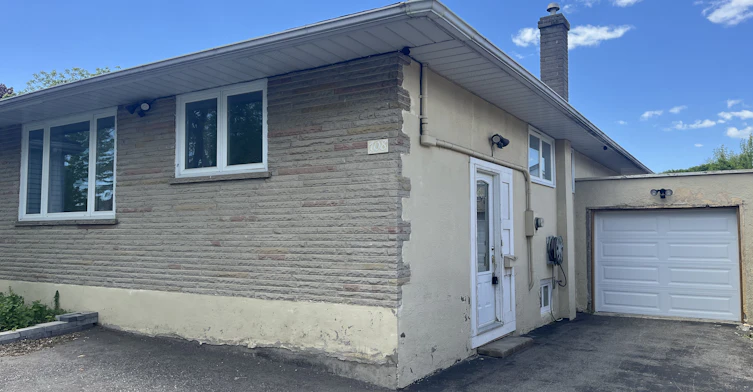 708 Carnegie Avenue, Oshawa, ON, L1G 4R6