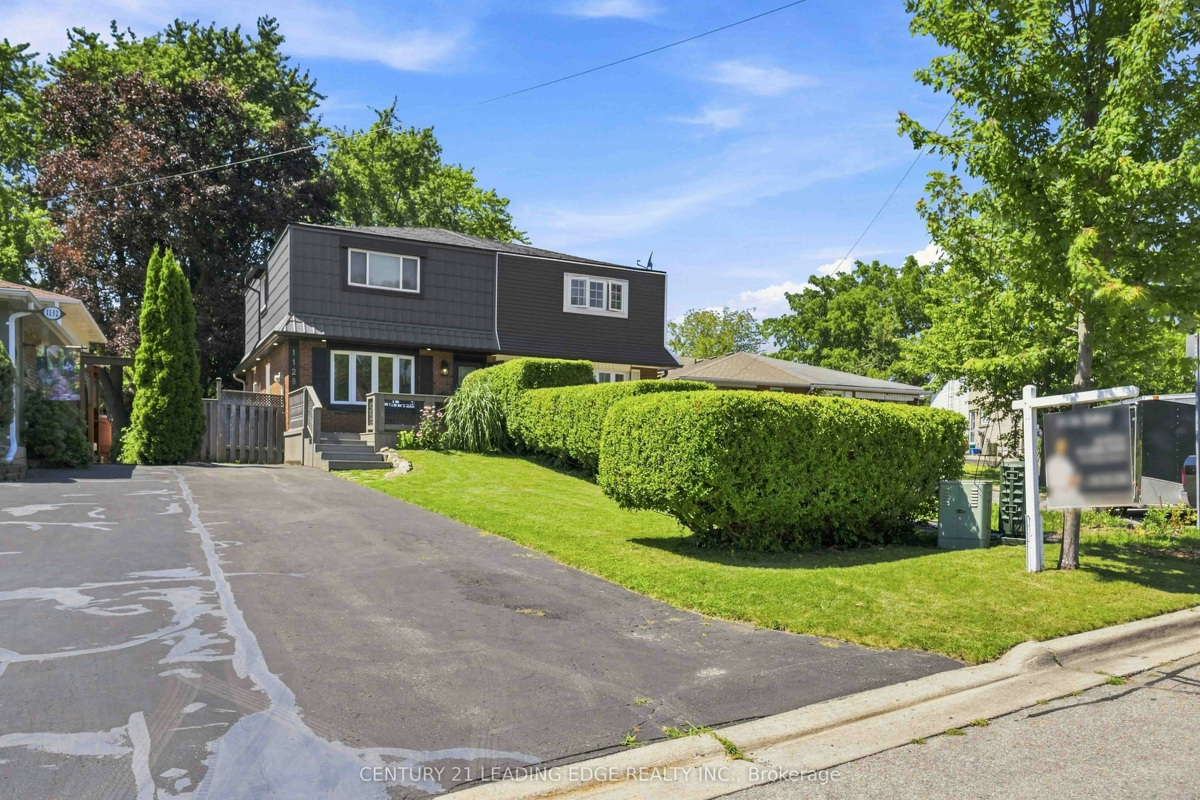 1128 Valley Court N, Oshawa, ON, L1J 3M5