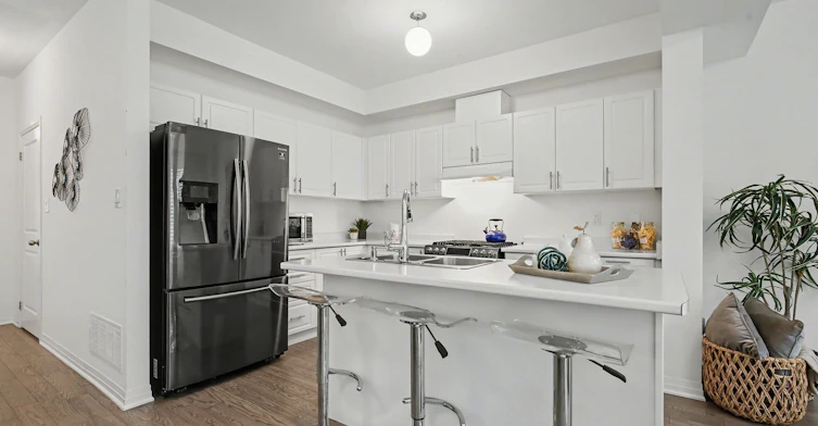 39 Crows Nest Lane, Clarington, ON, L1C 4A9 - 3