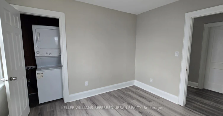 399 King Street W, Oshawa, ON, L1J 2K4 - 4
