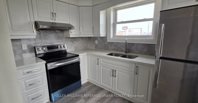 399 King Street W, Oshawa, ON, L1J 2K4