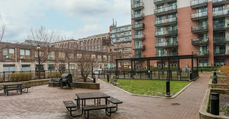 612-88 Colgate Avenue, Toronto, ON, M4M 0A6 - 25