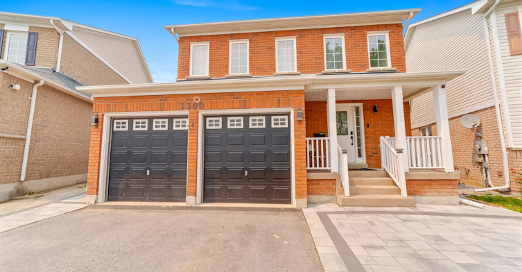 1300 Ravencliffe Court, Oshawa, ON, L1K 2Y3 - 4