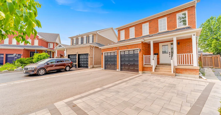 1300 Ravencliffe Court, Oshawa, ON, L1K 2Y3 - 3