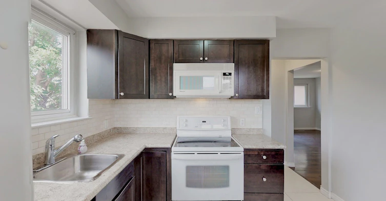 Upper-669 Shakespeare Avenue, Oshawa, ON, L1H 3H8 - 9