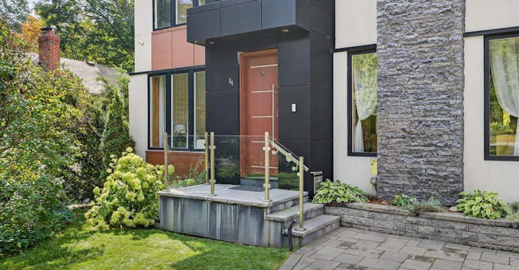 64 Larwood Boulevard, Toronto, ON, M1M 2M5 - 2