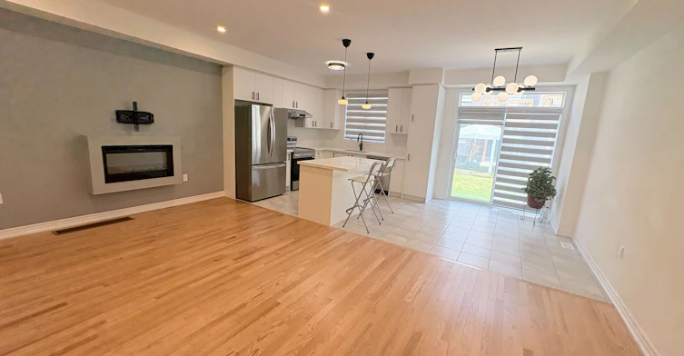 966 Cormorant Path, Pickering, ON, L1X 0P5 - 4