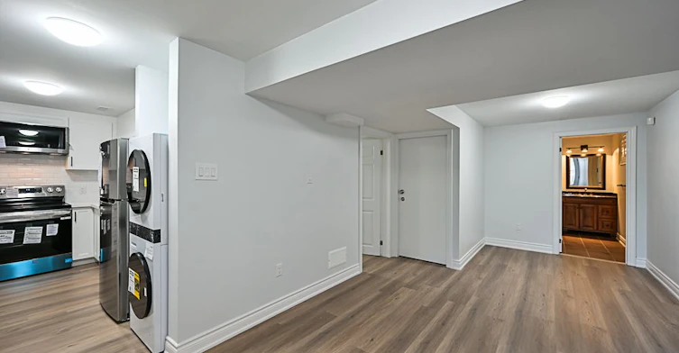 BSMT-3 Searell Avenue, Ajax, ON, L1T 4Z4 - 10