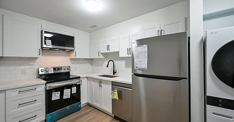 BSMT-3 Searell Avenue, Ajax, ON, L1T 4Z4 - 5