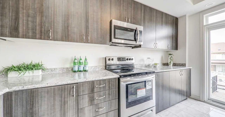 2718 William Jackson Drive, Pickering, ON, L1X 0E6 - 14