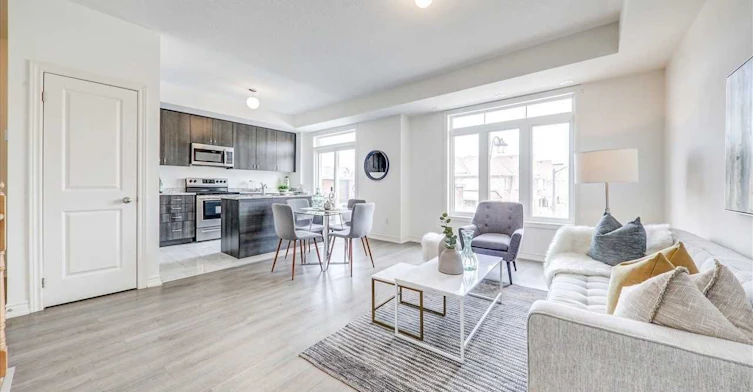 2718 William Jackson Drive, Pickering, ON, L1X 0E6 - 6