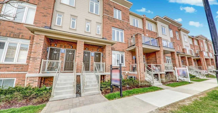 2718 William Jackson Drive, Pickering, ON, L1X 0E6 - 3