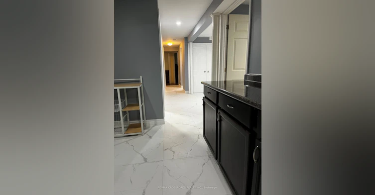 44 Romulus Basement Apartment Drive, Toronto, ON, M1K 4C2 - 5
