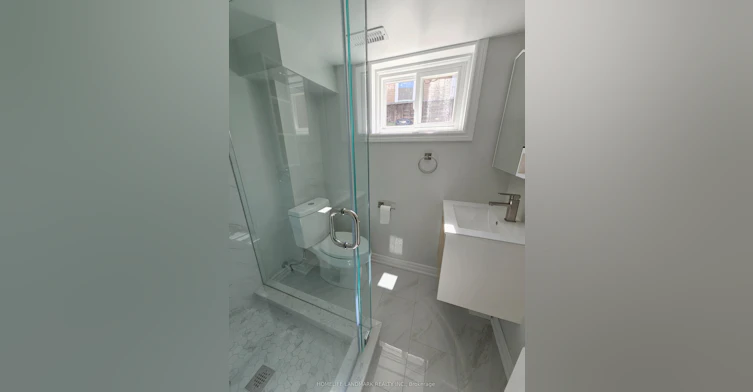 Basemen-36 Corinne Crescent, Toronto, ON, M1K 2Y9 - 9