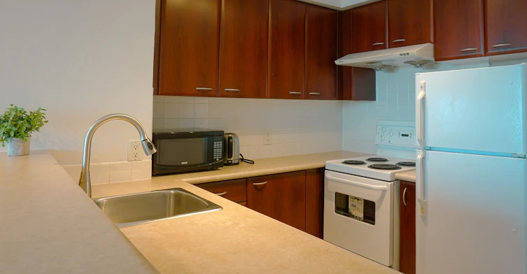 915-38 Lee Centre Drive, Toronto, ON, M1H 3J7 - 3