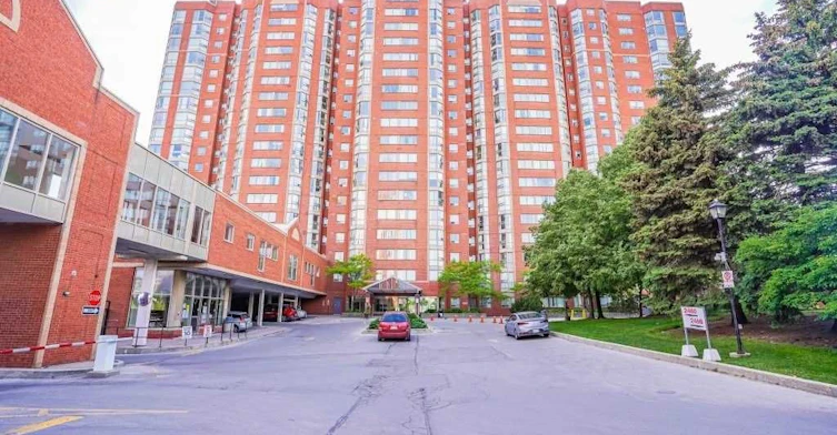 901-2460 Eglinton Avenue E, Toronto, ON, M1K 5J7