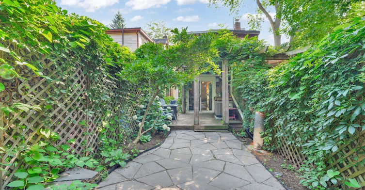 62 Golfview Avenue, Toronto, ON, M4E 2K2 - 43