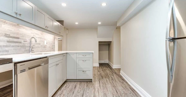 Unit C-691 Simcoe Street N, Oshawa, ON, L1G 4V6 - 4