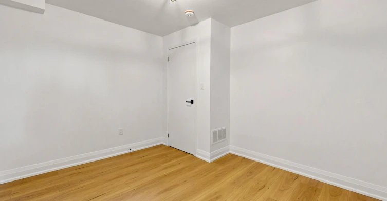 Basement Room 1-2205 Victoria Park Avenue, Toronto, ON, M1R 1V8 - 11