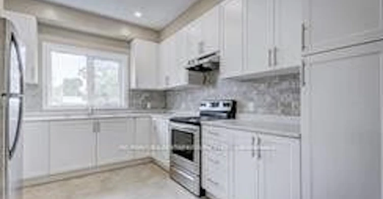 Upper-129 Ontario Street, Clarington, ON, L1C 2T5 - 6