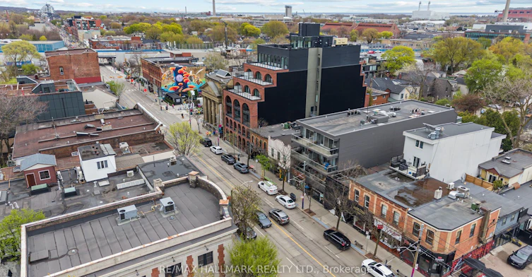 202-747 Queen Street E, Toronto, ON, M4M 1H3 - 24