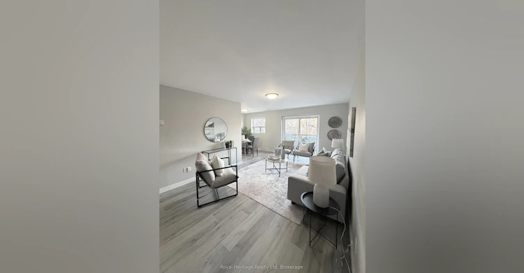 305-330 Gibb Street, Oshawa, ON, L1J 1Z2