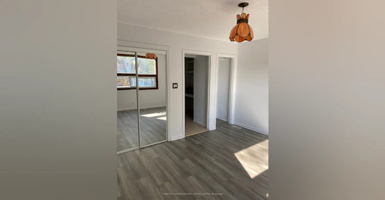 Upper-1263 Woodbine Avenue, Toronto, ON, M4C 4E5 - 3