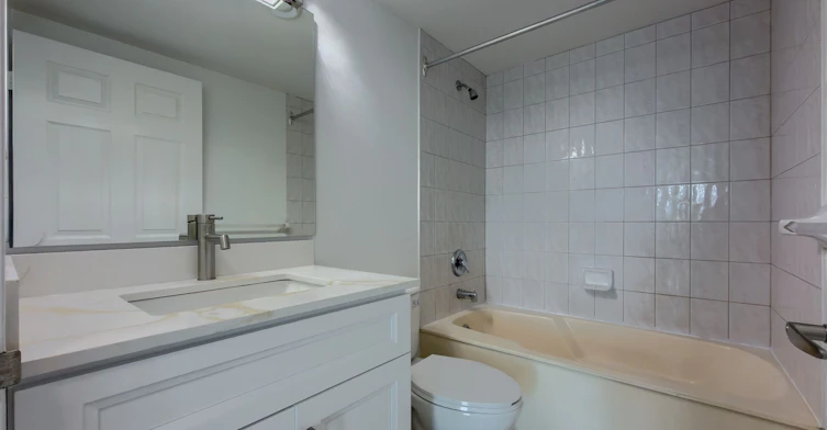 1008-8 Lee Centre Drive, Toronto, ON, M1H 3H8 - 18