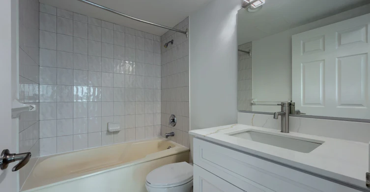 1008-8 Lee Centre Drive, Toronto, ON, M1H 3H8 - 23