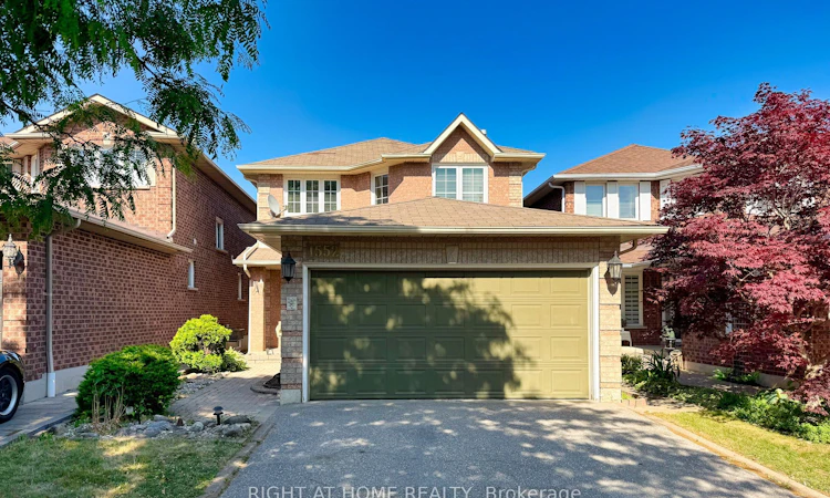 1552 Otonabee Drive