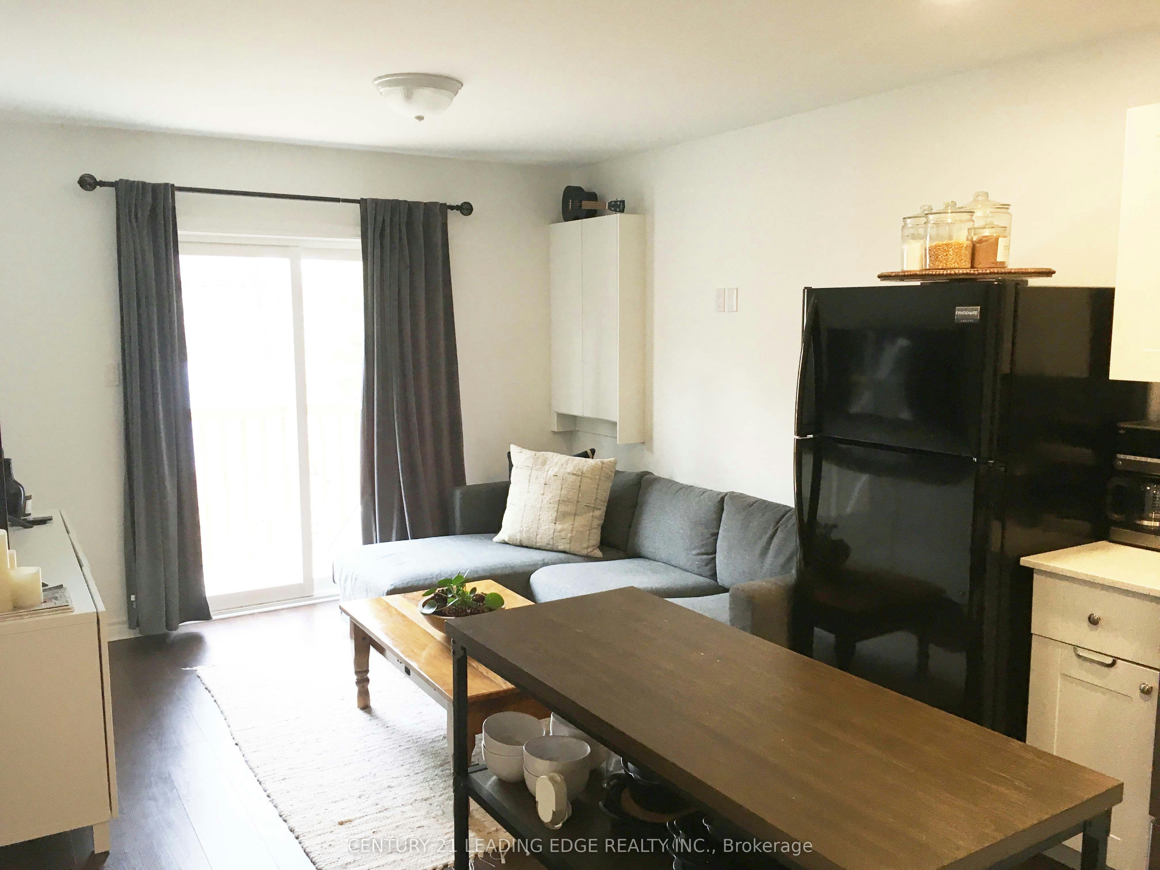 230 Court Street, Oshawa, ON, L1H 4W7 - 4