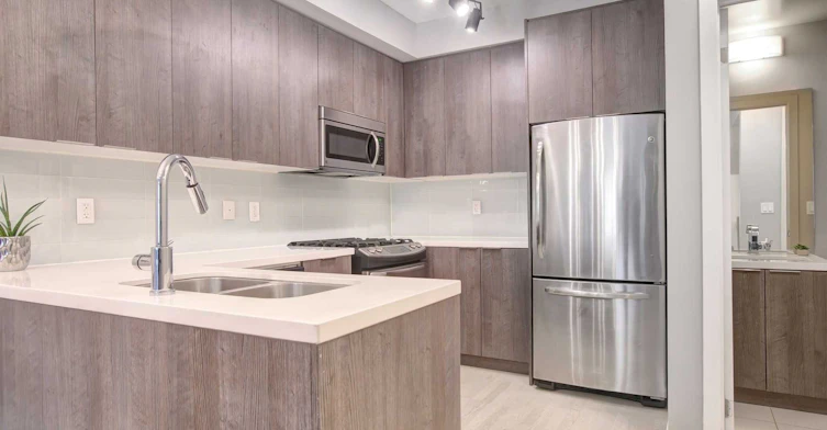 30-140 Broadview Avenue, Toronto, ON, M4M 2G2 - 9