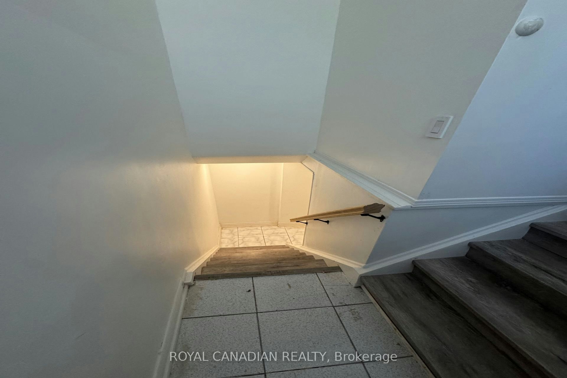 BSMT-312 Coronation Drive, Toronto, ON, M1E 2J8 - 6
