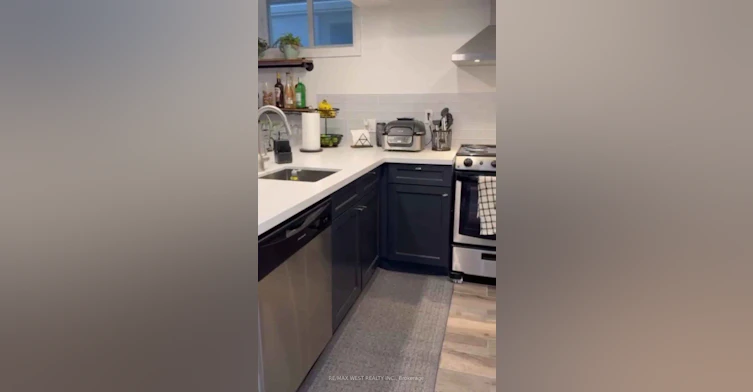 Lower-64 Galt Avenue, Toronto, ON, M4M 2Z1 - 9