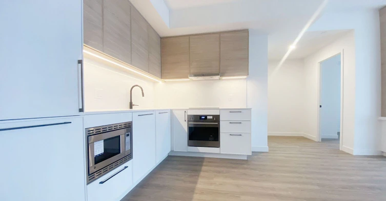 1050 Eastern Ave Avenue, Toronto, ON, M4L 0B7 - 13