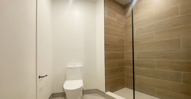 1050 Eastern Ave Avenue, Toronto, ON, M4L 0B7 - 20