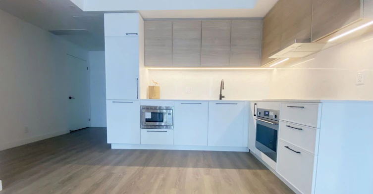 1050 Eastern Ave Avenue, Toronto, ON, M4L 0B7 - 14