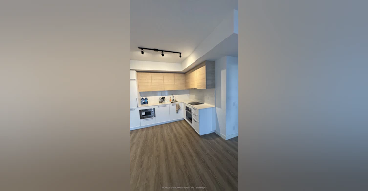 1050 Eastern Ave Avenue, Toronto, ON, M4L 0B7 - 24