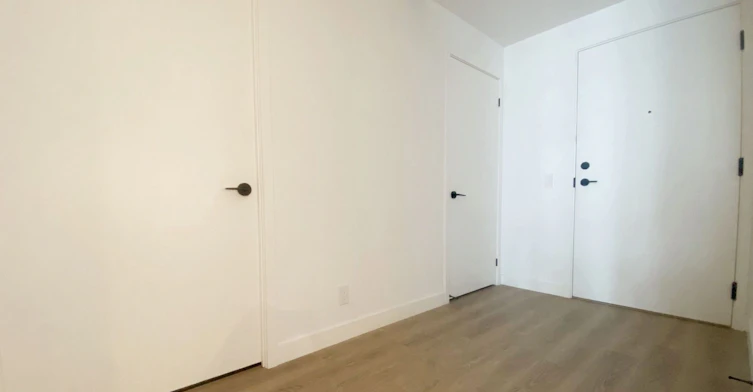 1050 Eastern Ave Avenue, Toronto, ON, M4L 0B7 - 17