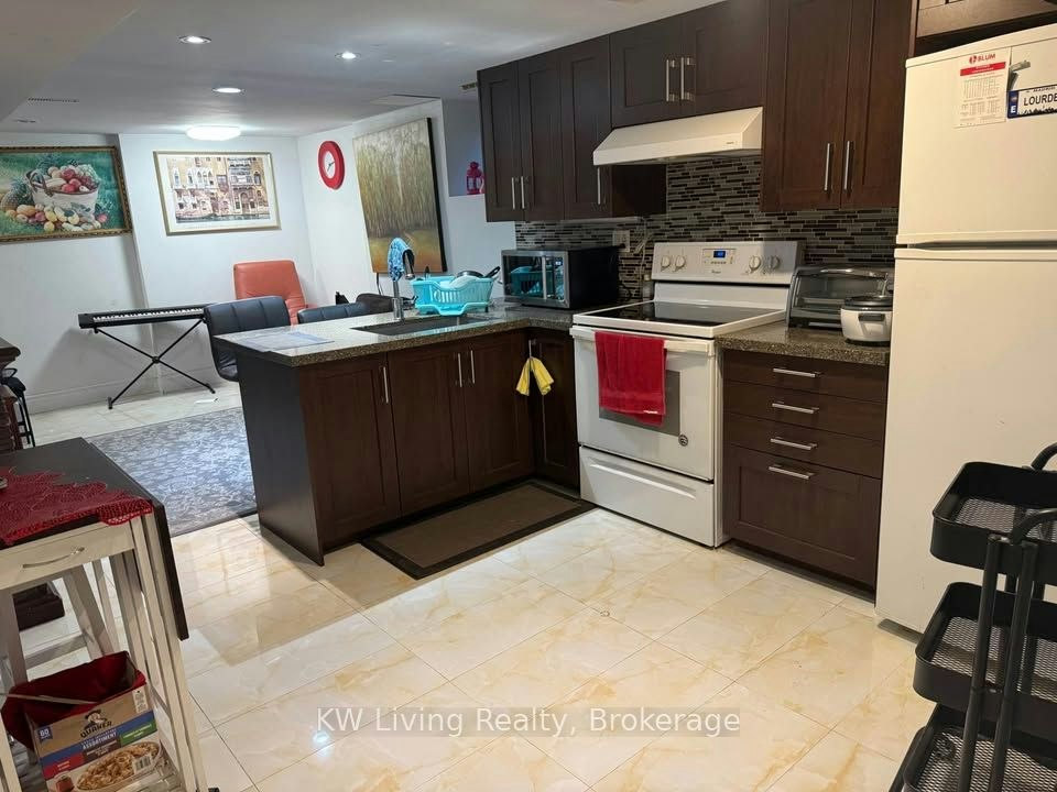 RM-1097 Warden Avenue, Toronto, ON, N1R 2P5 - 5