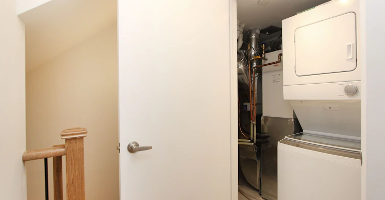 405-1460 Whites Road, Pickering, ON, L1V 1R4 - 12